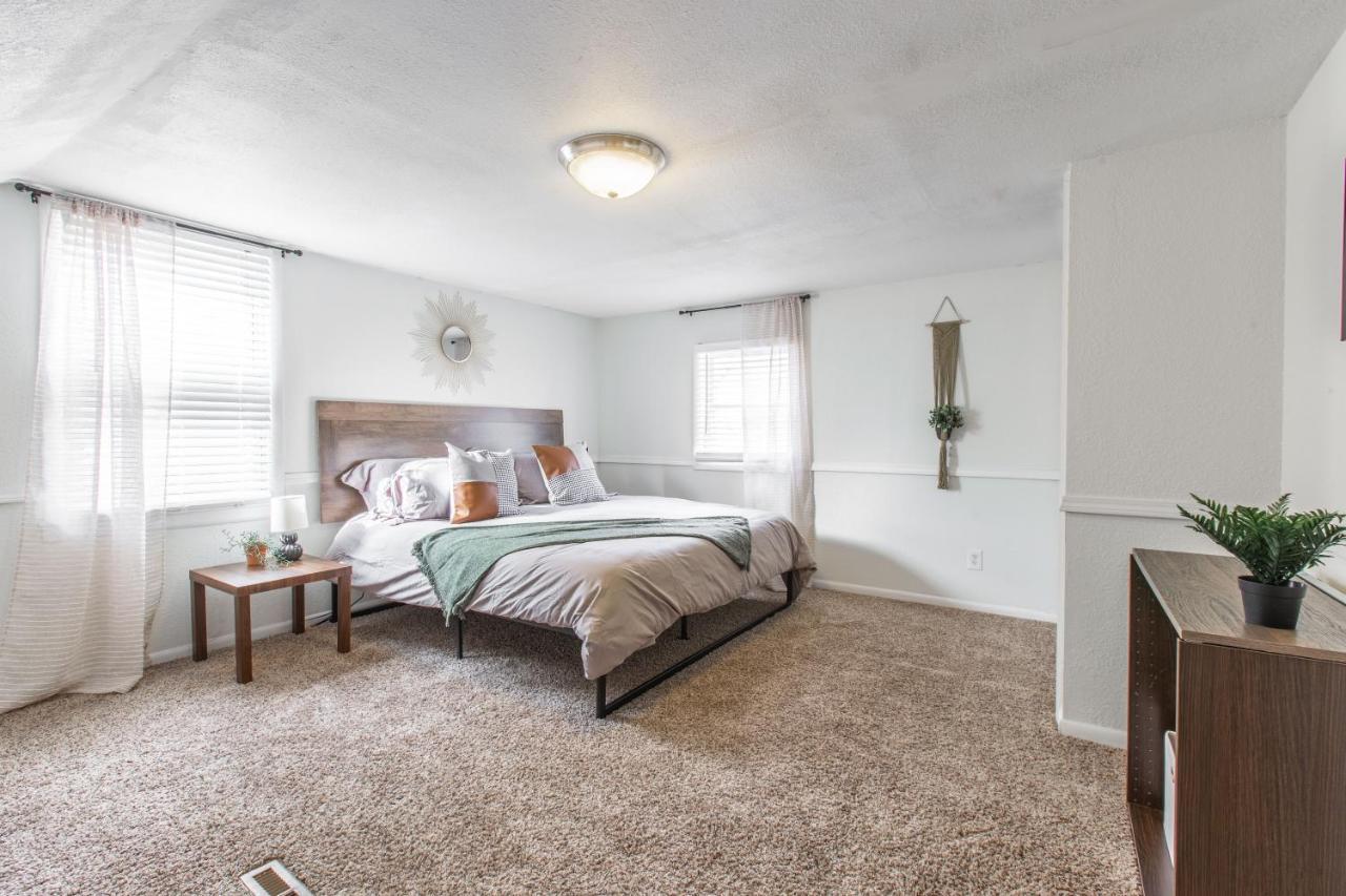 3 Bedrooms House In Waldo Kansas Kansas City