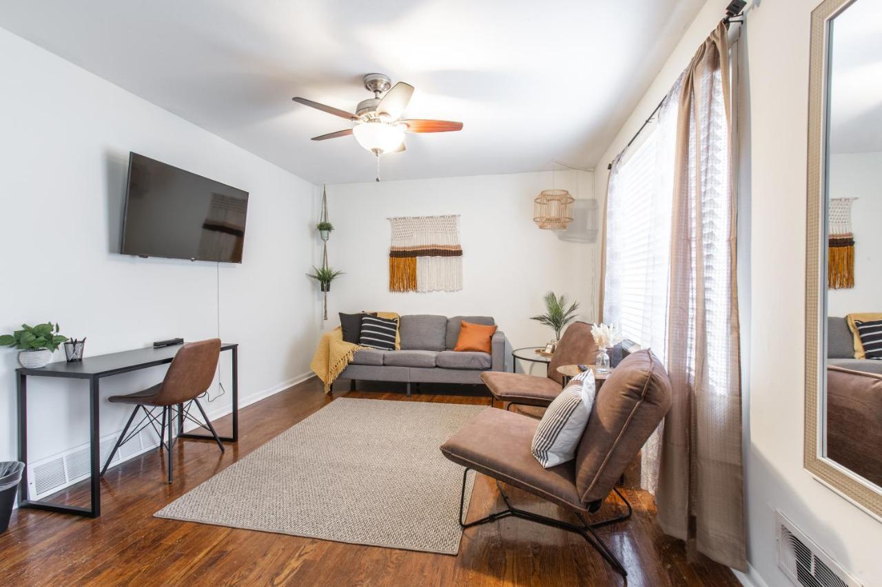 Villa 3 Bedrooms House In Waldo Kansas